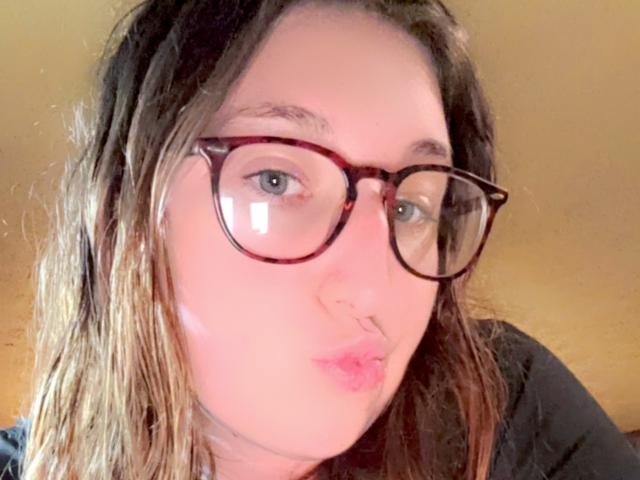 MaddieTheBaddie - Live porn &amp; sex cam - 22454485