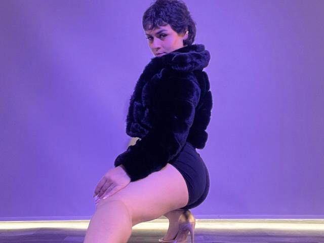 IsabelaCooper - Live porn &amp; sex cam - 22464889