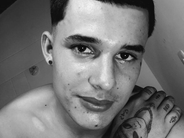 FreddyRomans - Sexe cam en vivo - 22466077
