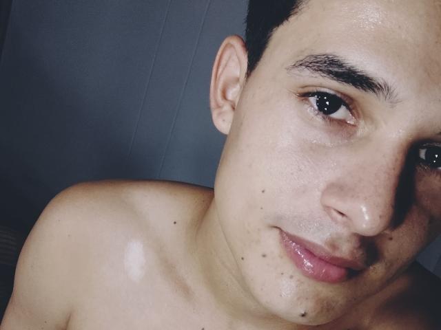 FreddyRomans - Sexe cam en vivo - 22466117