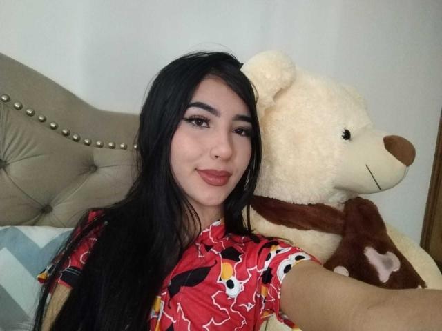 VioletaRouxx - Live Sex Cam - 22470001