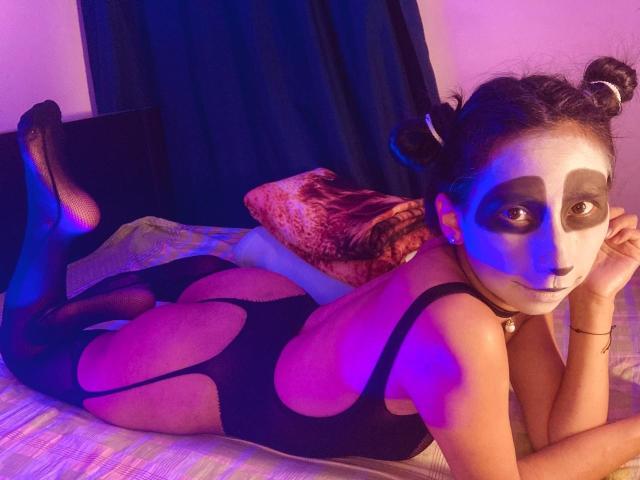 MoonLipsonx - Live sex cam - 22473405