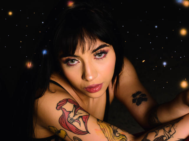 MiiaCortez - Live porn &amp; sex cam - 22477421