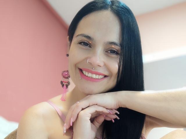 CharlotteCrofort - Live porn &amp; sex cam - 22477665