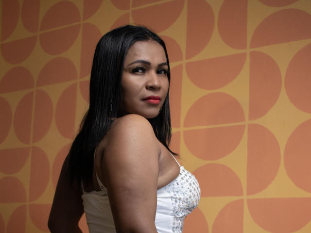 LouiseNails - Sexe cam en vivo - 22478725