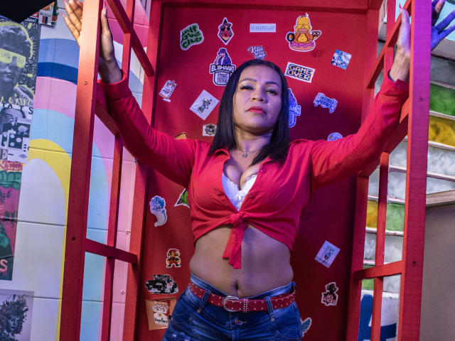 LouiseNails - Live Sex Cam - 22478797