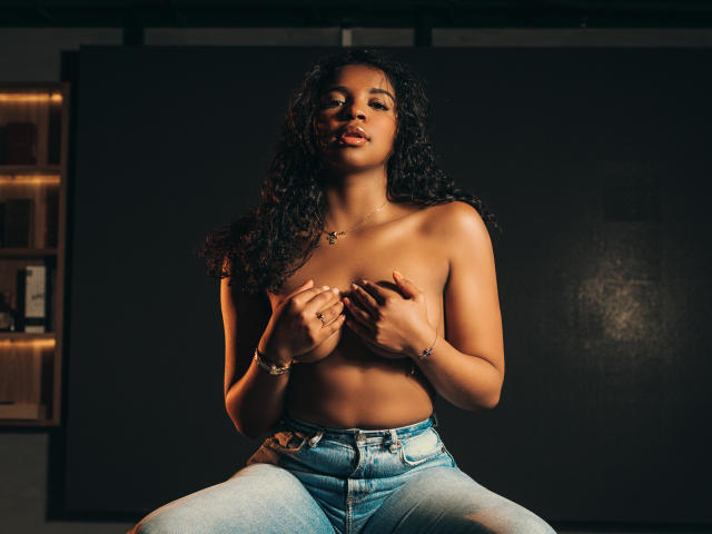 LisaMendez - Live sex cam - 22479457