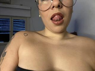 AlexaLip - Live sex cam - 22482885