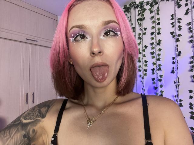 SarahRousen - Live sex cam - 22493549