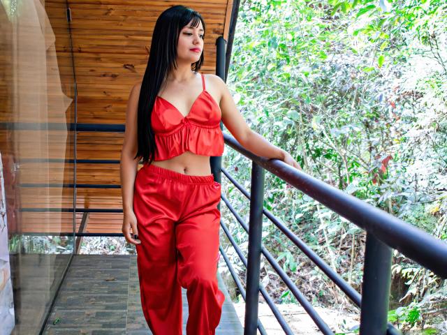 SilvannaReyes - Live porn &amp; sex cam - 22494189