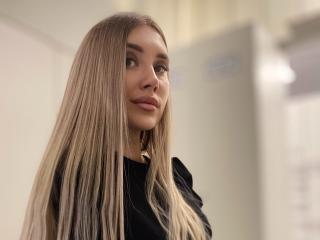 JuselliaBua - Live porn & sex cam - 22497673