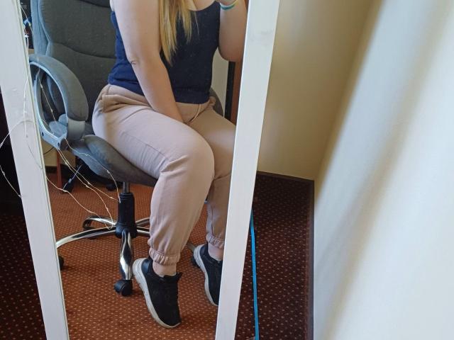 Leiliia - Live Sex Cam - 22498449