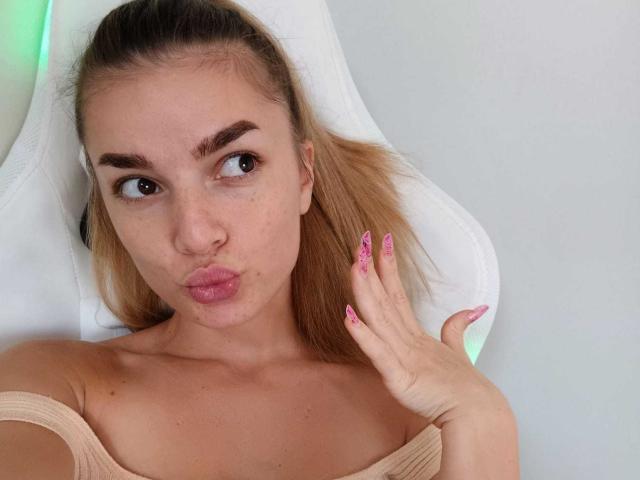 IngridI - Live sexe cam - 22500761