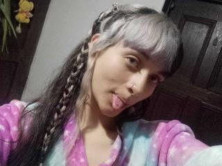 SweetEmili - Live sexe cam - 22500849