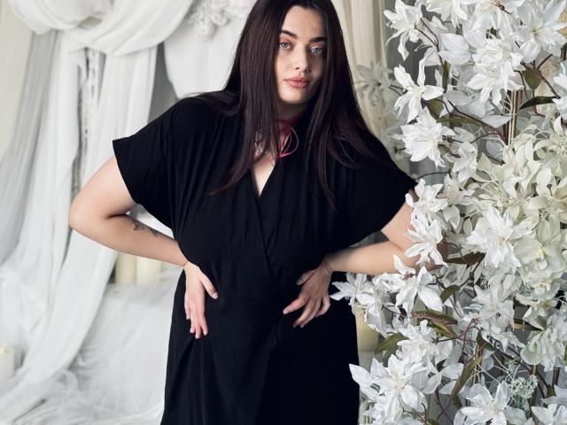 MilanaPrice - Live Sex Cam - 22501413