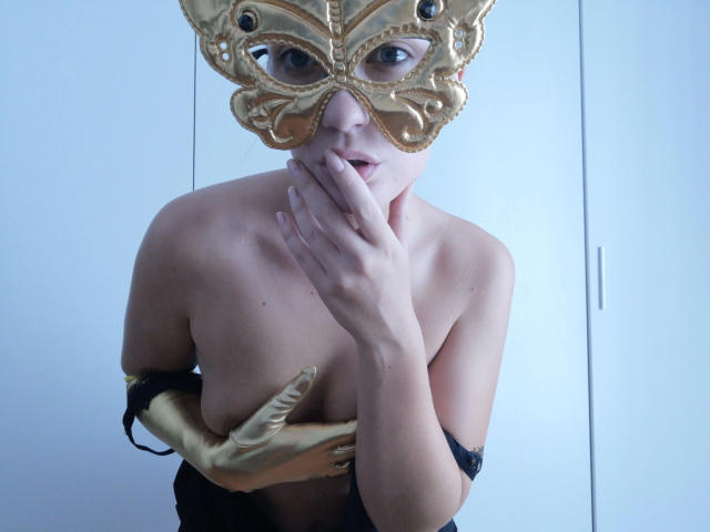 BadBlondie-hot - Live sex cam - 22502221