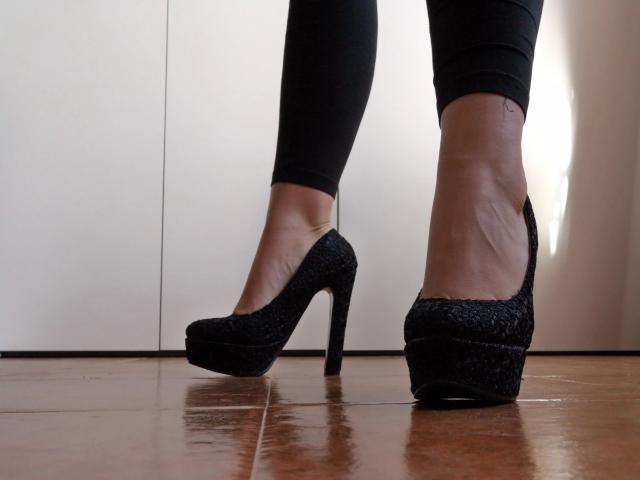 BadBlondie-hot - Live sex cam - 22502257