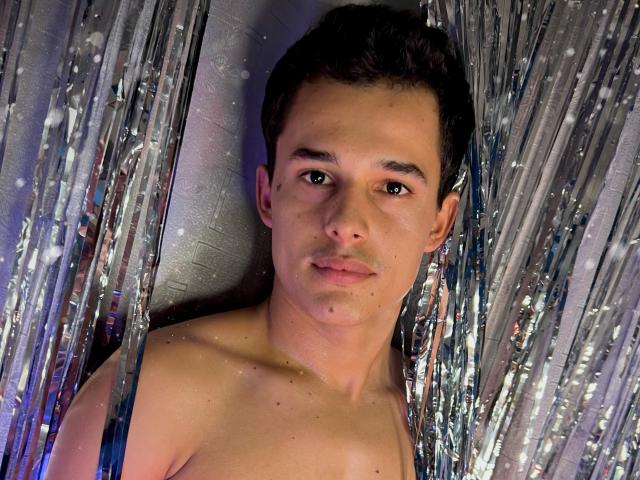 FreddyRomans - Sexe cam en vivo - 22504317