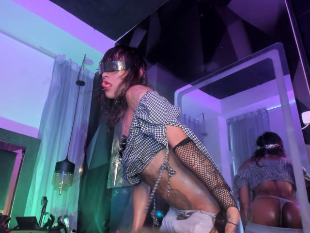ErotickBellaTrix - Live sex cam - 22506833