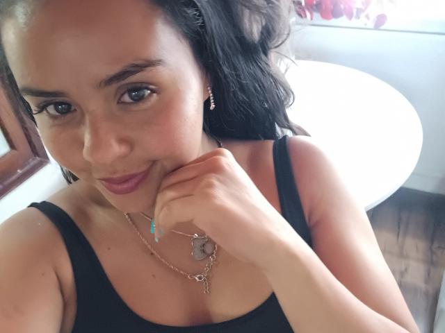 ArielleWilde - Live sex cam - 22506885