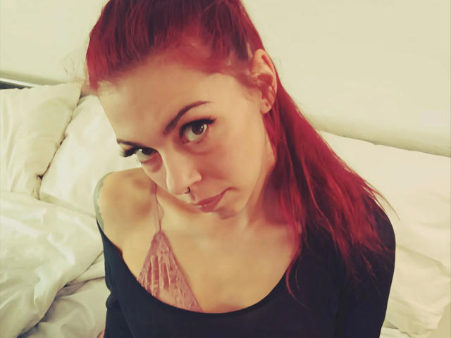 SophiaBlackfoxx-hot - Live Sex Cam - 22509009