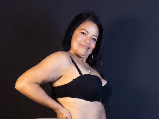 AnaMaturee - Sexe cam en vivo - 22511093