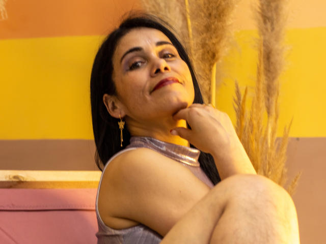 GirasolWalton - Live porn &amp; sex cam - 22511677