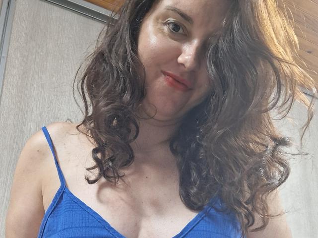 LaFrancaiseJessy - Live Sex Cam - 22514437