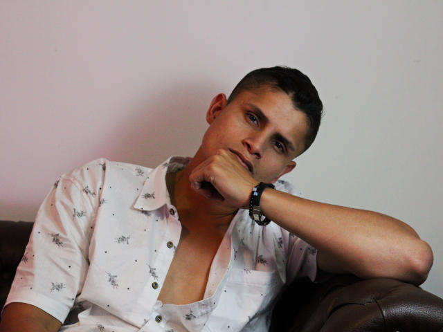 Casannova - Live Sex Cam - 22515061