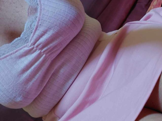 LylyCoquine69 - сексуальная веб-камера в реальном времени - 22516653