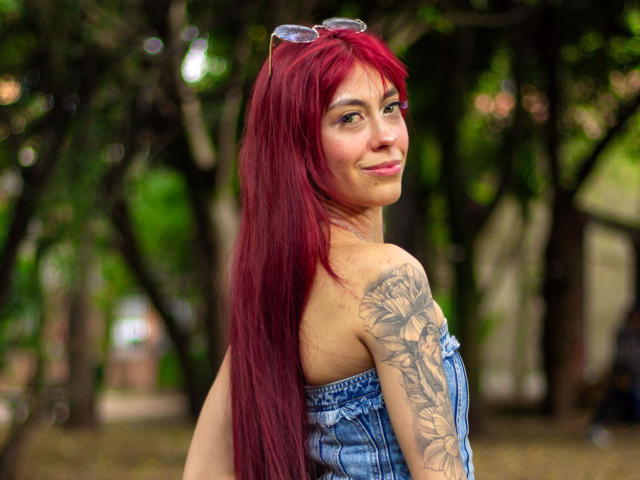 CloeeAdams - Live Sex Cam - 22519157
