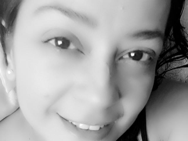 LuciaVonne - Sexe cam en vivo - 22519201