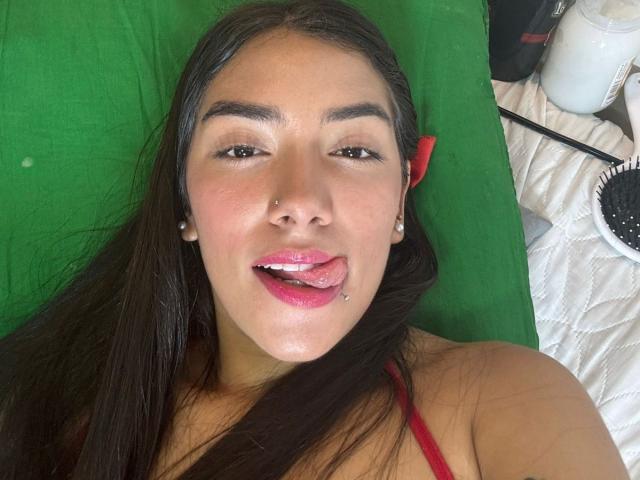 SharonKlart - Live porn &amp; sex cam - 22527981