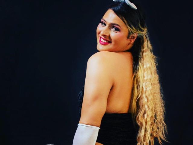 DreamsBlondeBebe - Live porn &amp; sex cam - 22528237