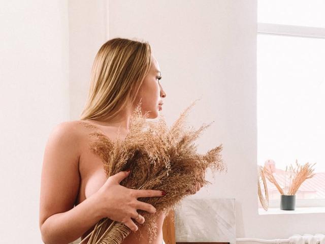 YourDanceBabe - Live Sex Cam - 22528445