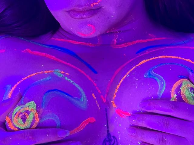 EmaJames - Live Sex Cam - 22529225