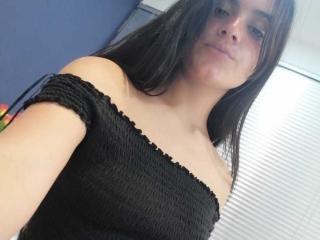 IsabellaTomson - Live Sex Cam - 22532297