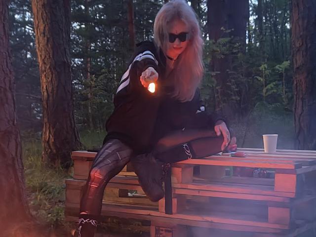 ExcitedBlizzard - Live porn &amp; sex cam - 22537625