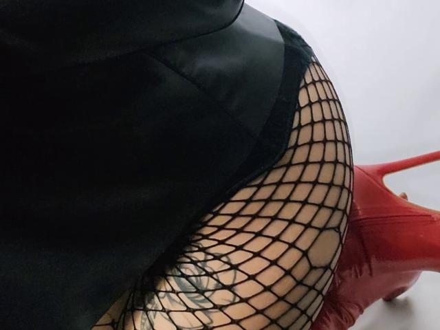LilouLove - Live sexe cam - 22541293