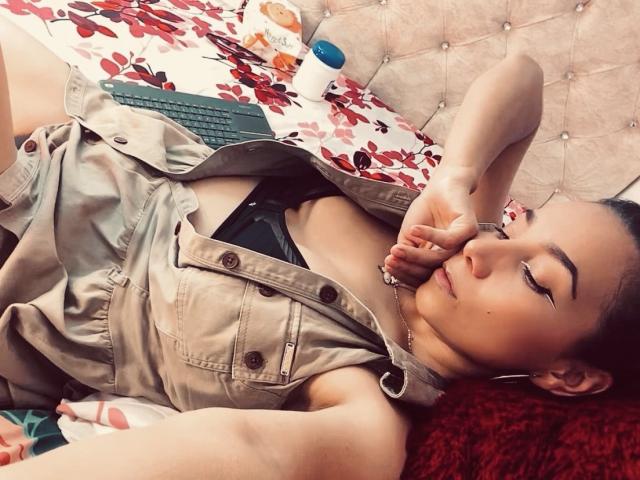 AmberDemons - Live sex cam - 22548021
