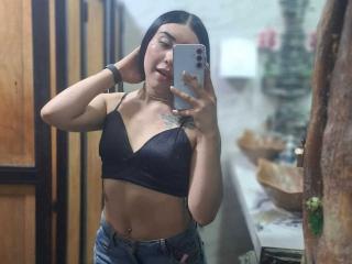 MiaGlowy - Live sex cam - 22549789