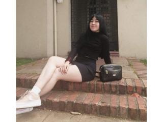 MiaGlowy - Live sex cam - 22549825