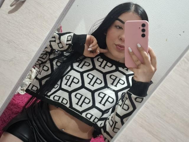 MiaGlowy - Live sex cam - 22549841