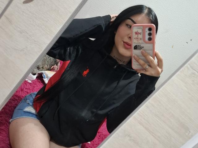 MiaGlowy - Live sexe cam - 22549845