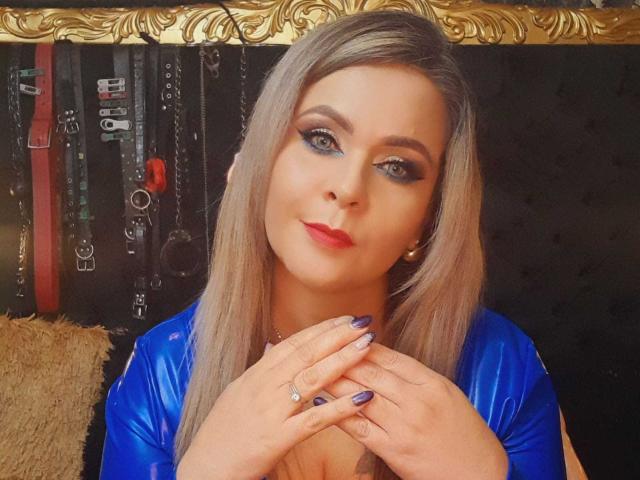 VictoriiaGray - Live Sex Cam - 22553825