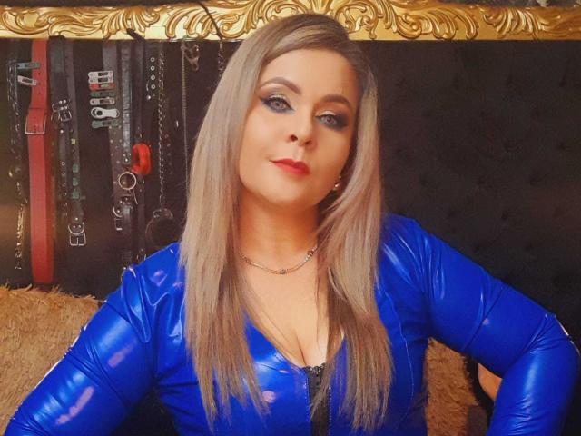 VictoriiaGray - Live porn &amp; sex cam - 22553833