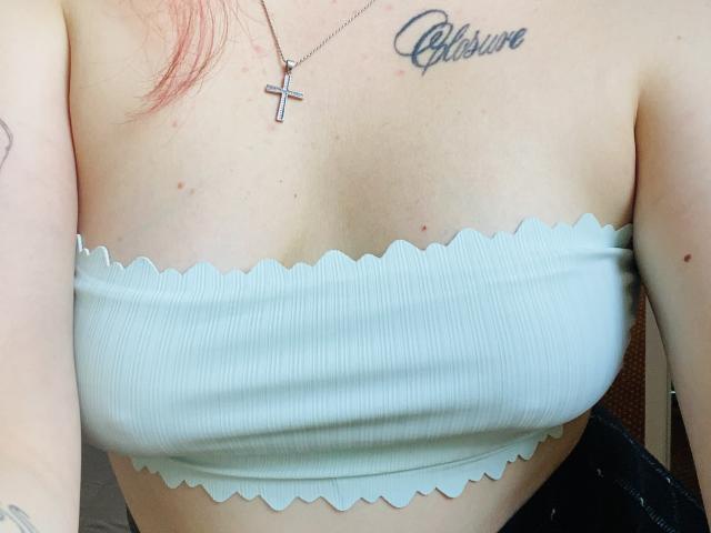 KarKutie - Élő pornó és szexkamera - 22555581