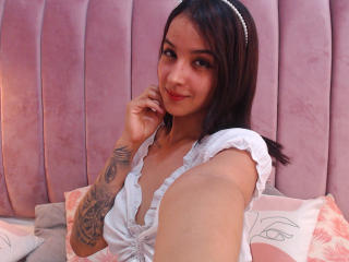 LeenaBrown - Live sex cam - 22555941