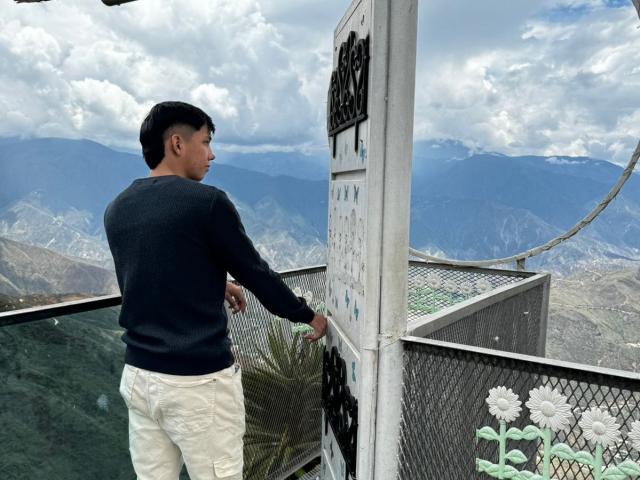 EdwinBlaze - Live sexe cam - 22556041