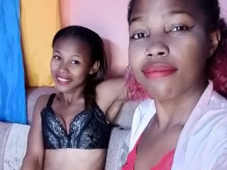TwoHotXoxo - Live sex cam - 22556757